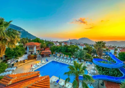 zehra tatil köyü havuz