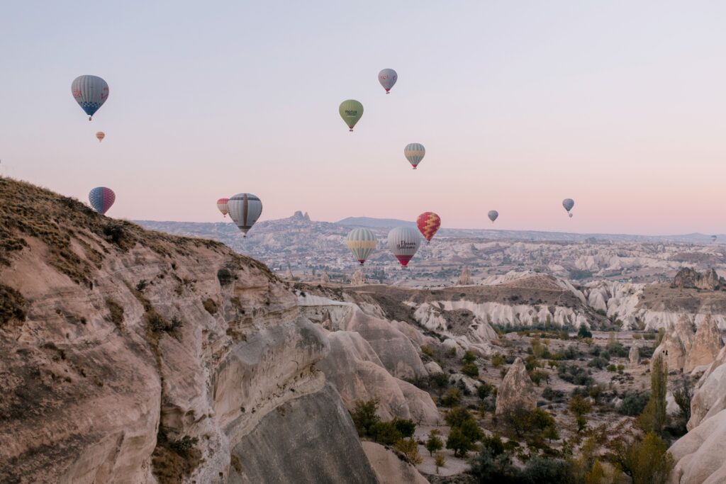Kapadokya: Vadiler, Kaya Oluşumları ve Kültür